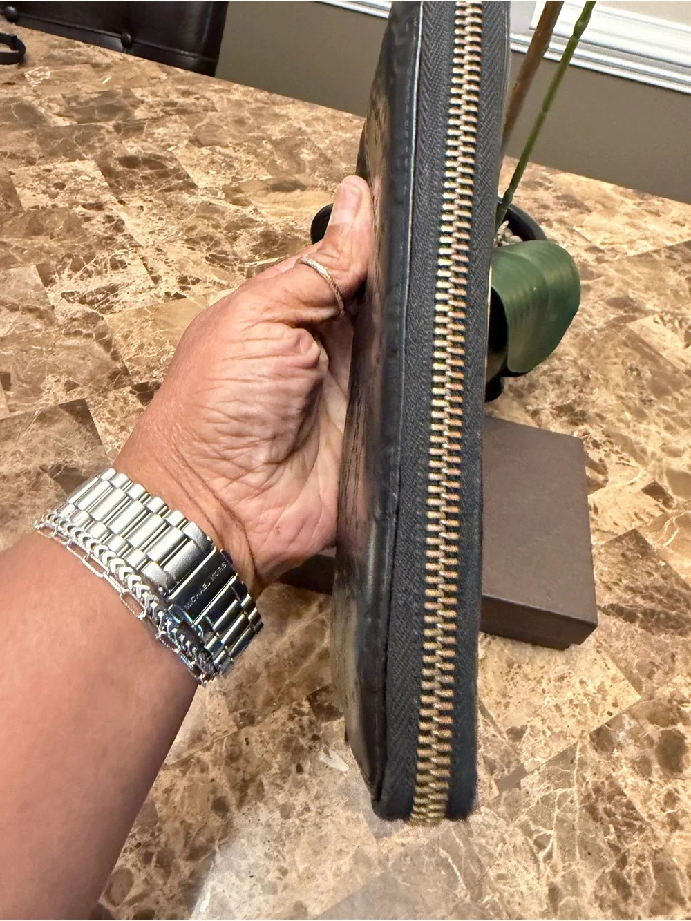 GUCCI Guccissima Leather Wallet & Box