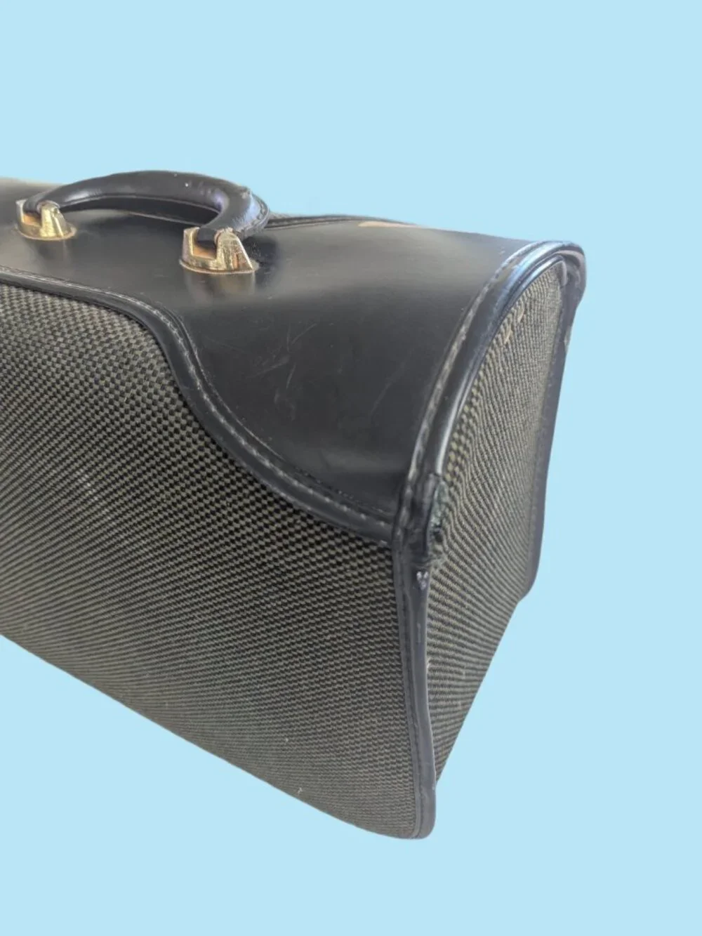 Vintage tweed locking