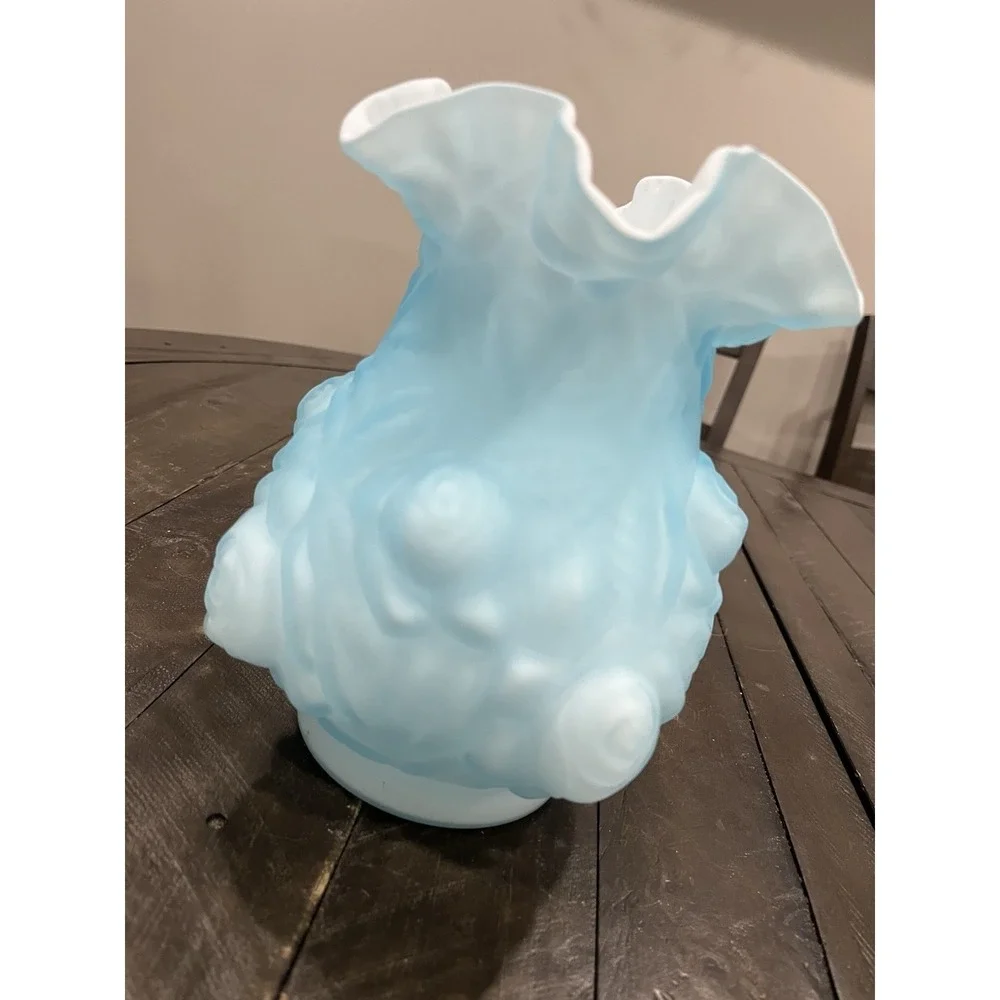 FENTON for LG Wright WILD ROSE Blue Satin Glass PUFFY Cabbage ROSES Vase 8‎ 1/2