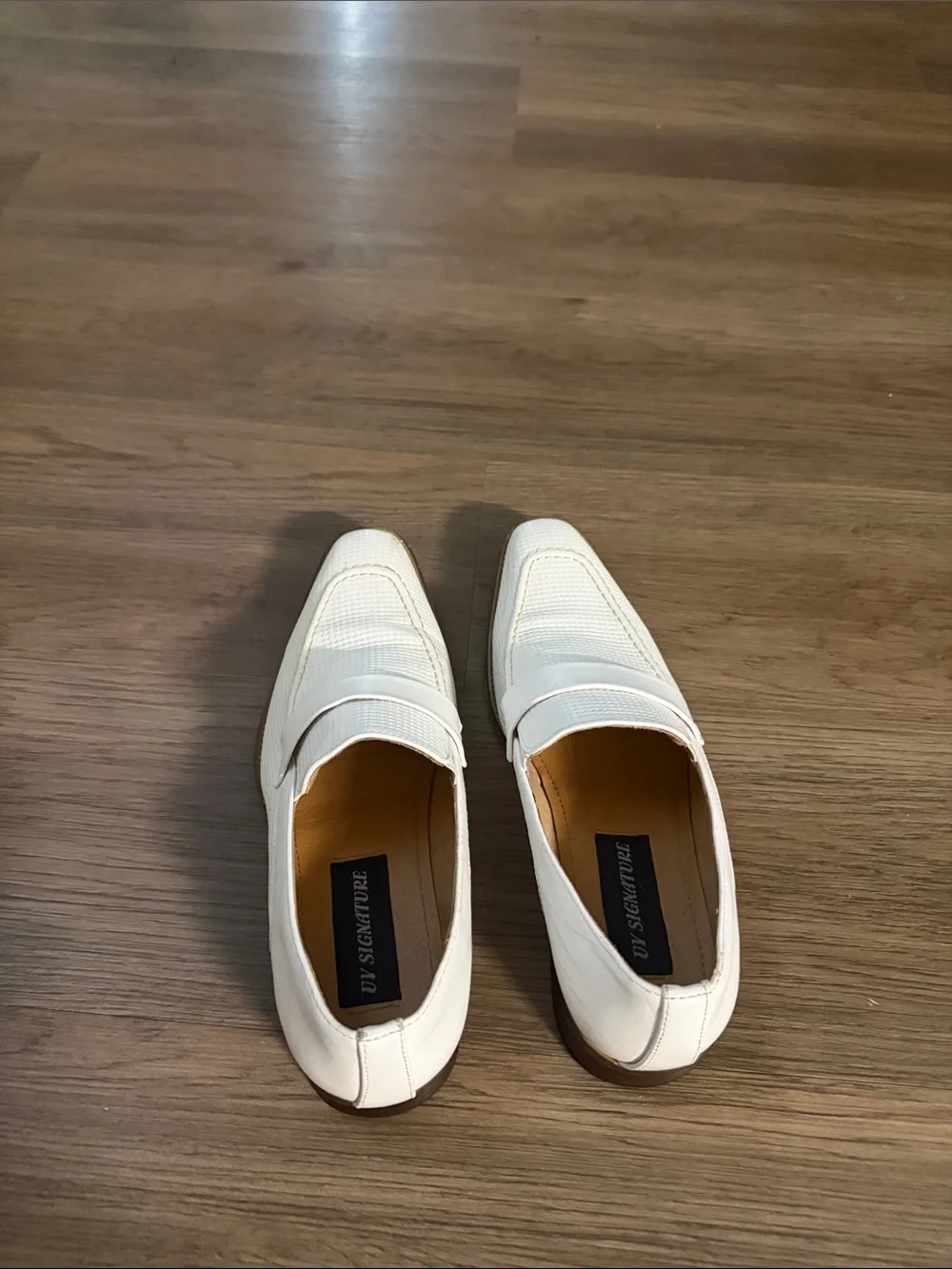 N/A classic white