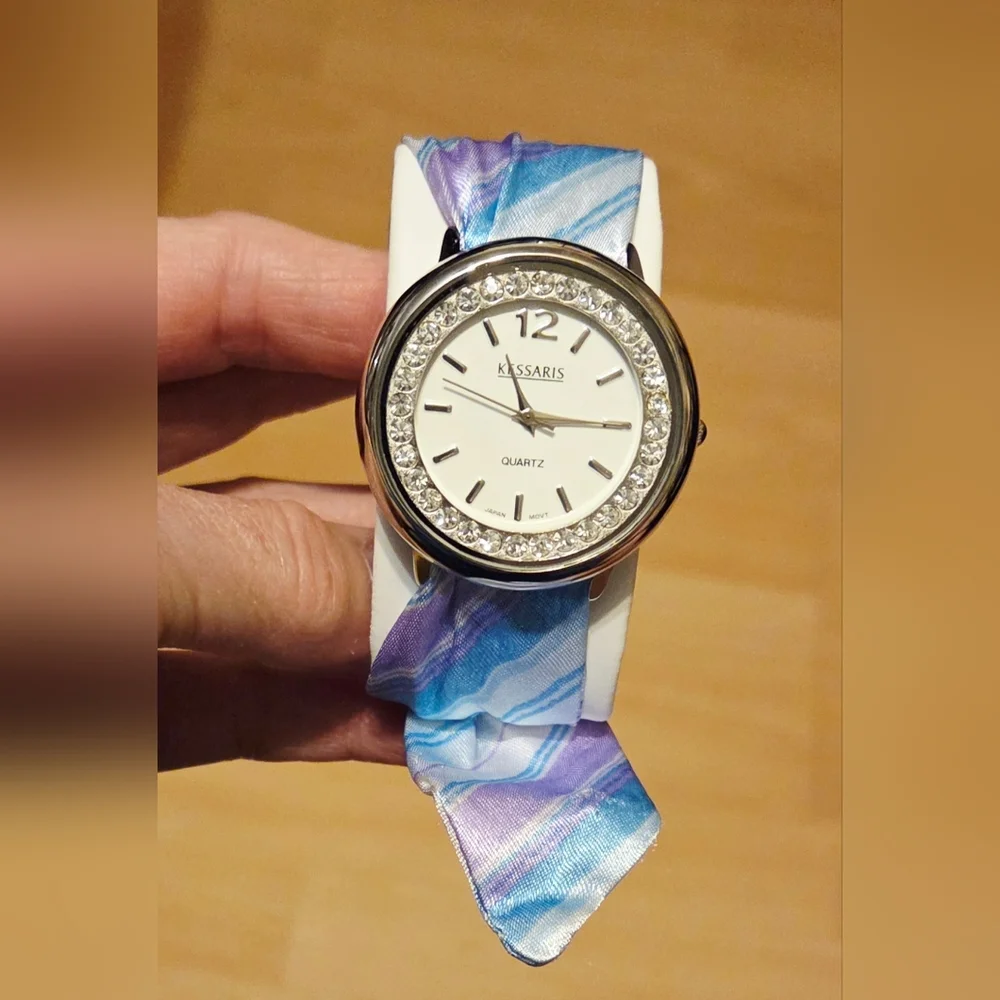 Accutime Kessaris Rhinestone 1.5