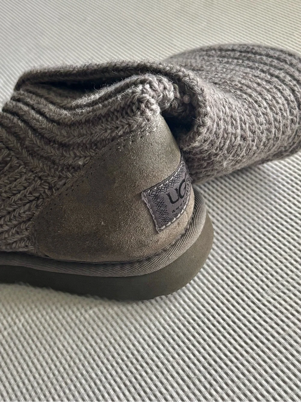 UGG classic cardy