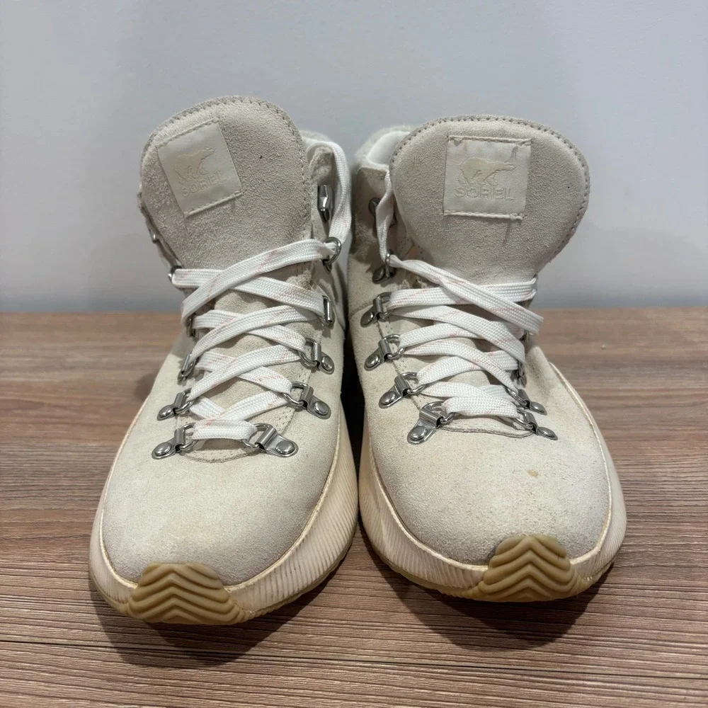 Sorel these out