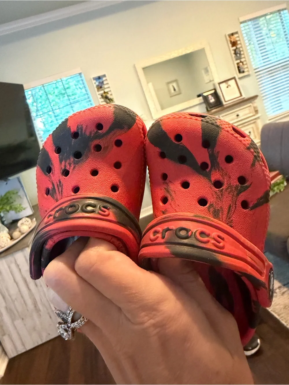 CROCS excellent pre