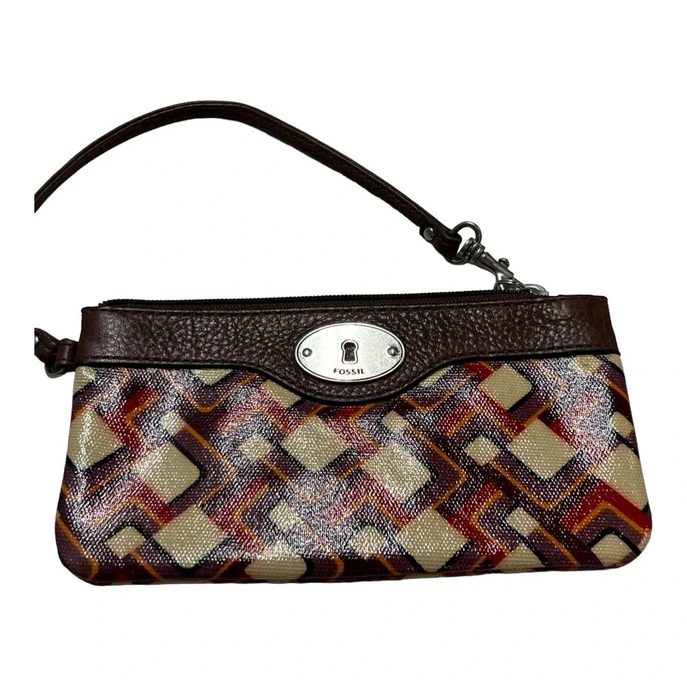 Fossil wristlet wallet