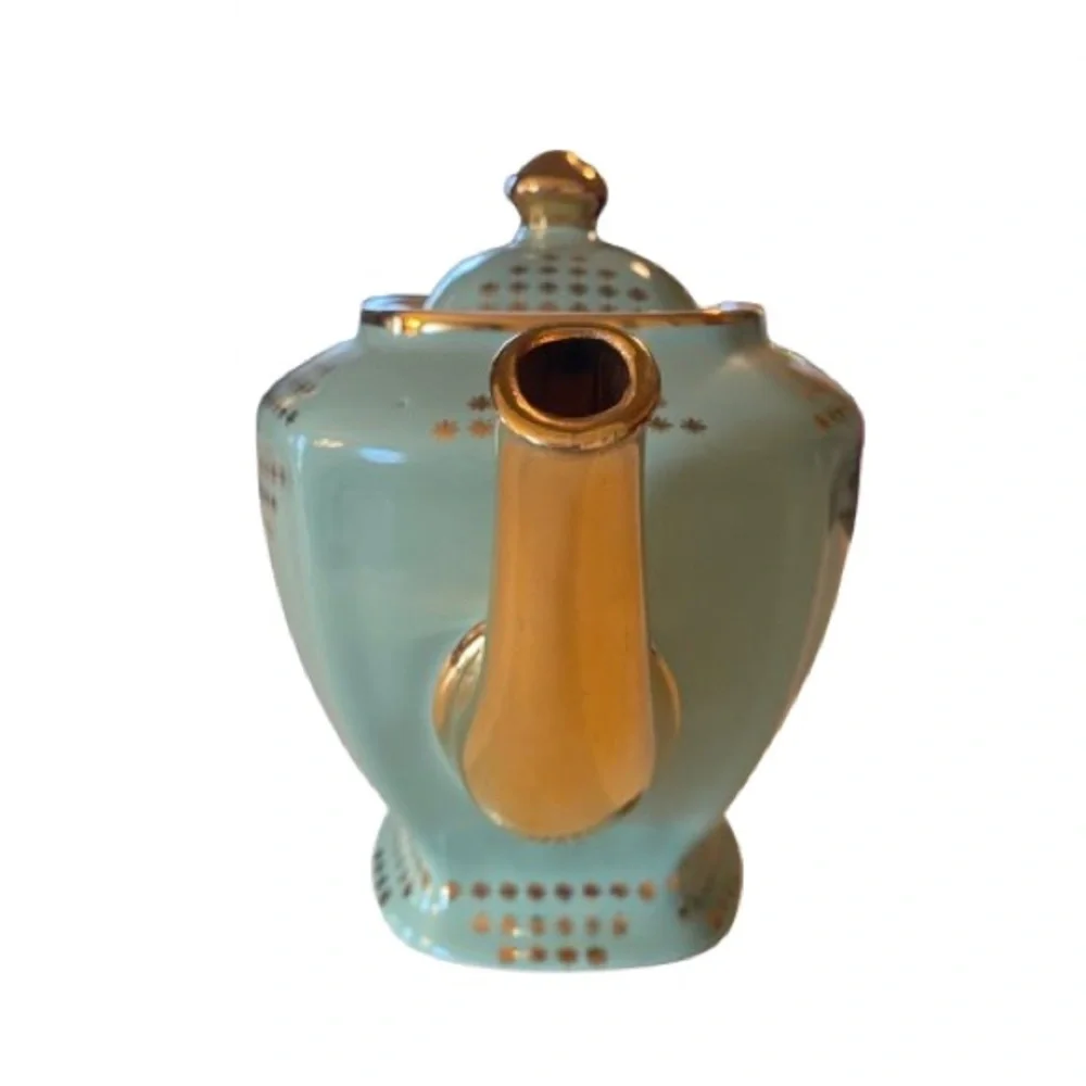 Hall vintage mint