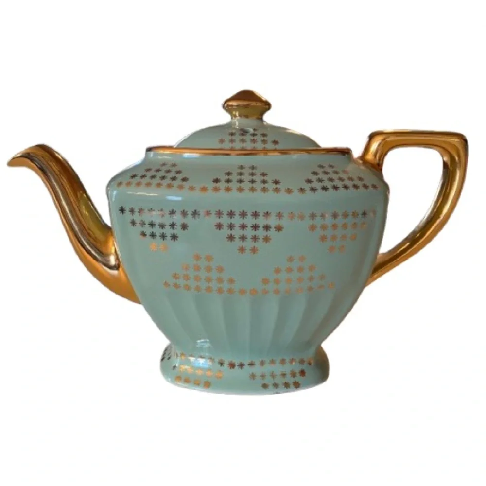 Hall vintage mint