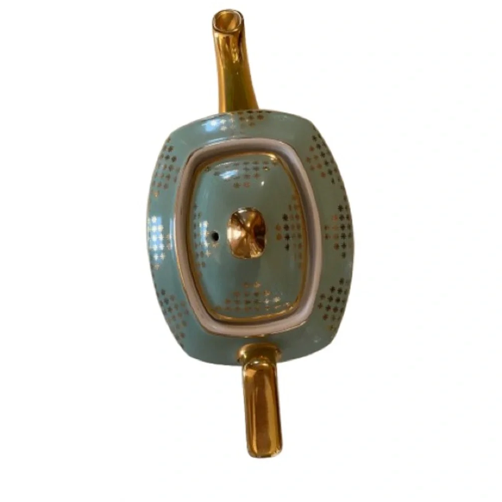 Hall vintage mint