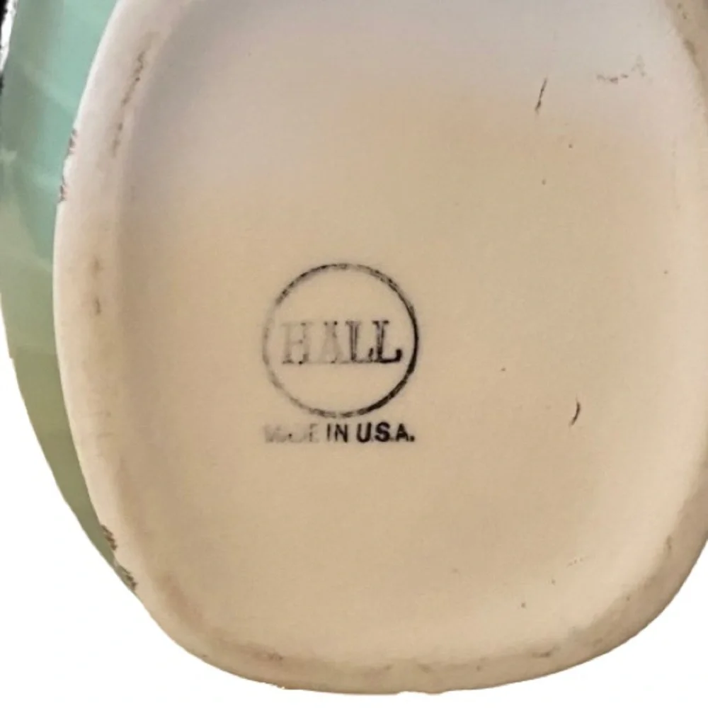Hall vintage mint