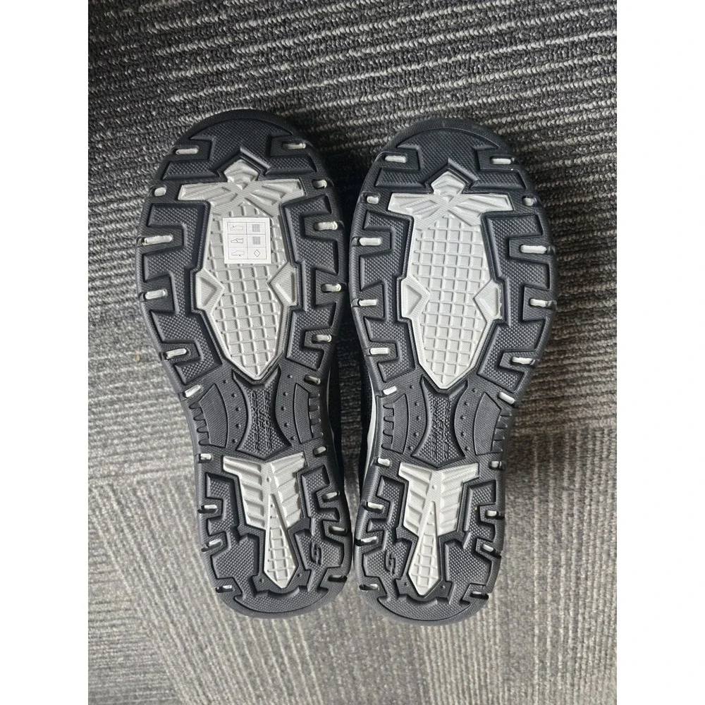 Skechers step into