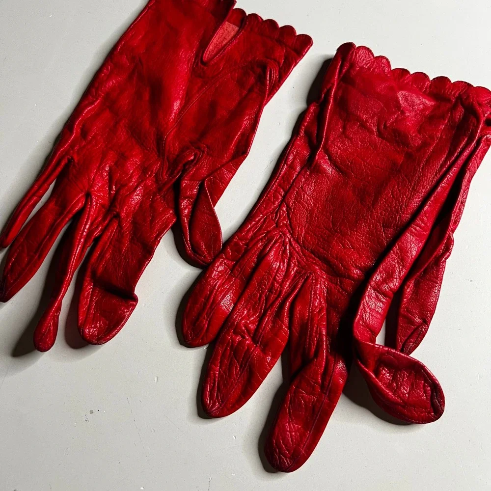 N/A vibrant red