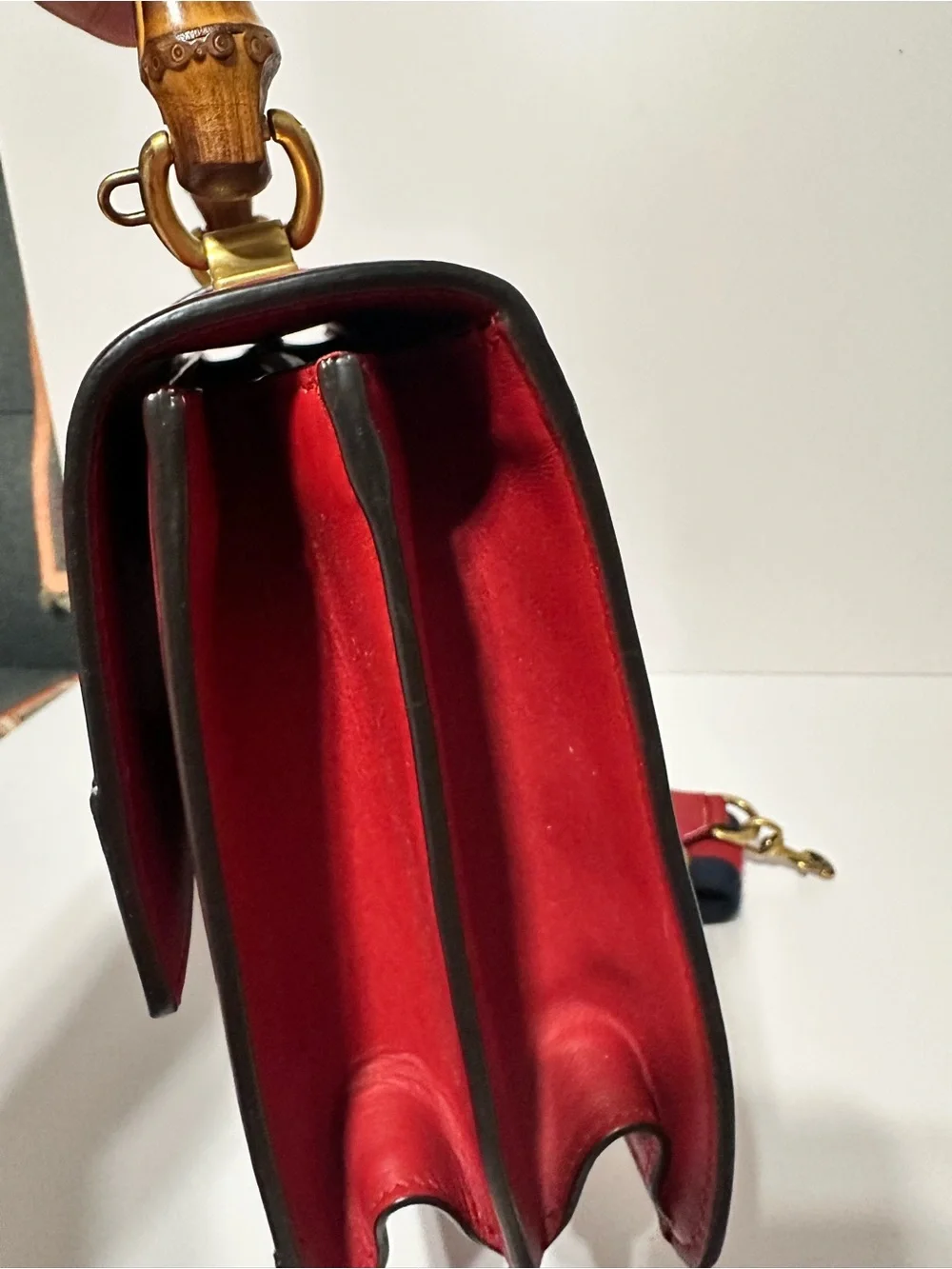 Gucci calfskin medium