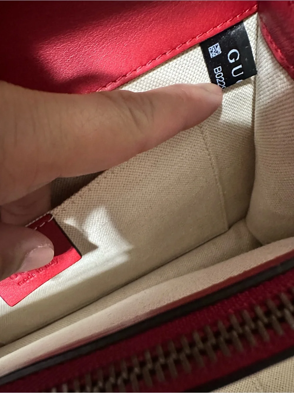 Gucci calfskin medium