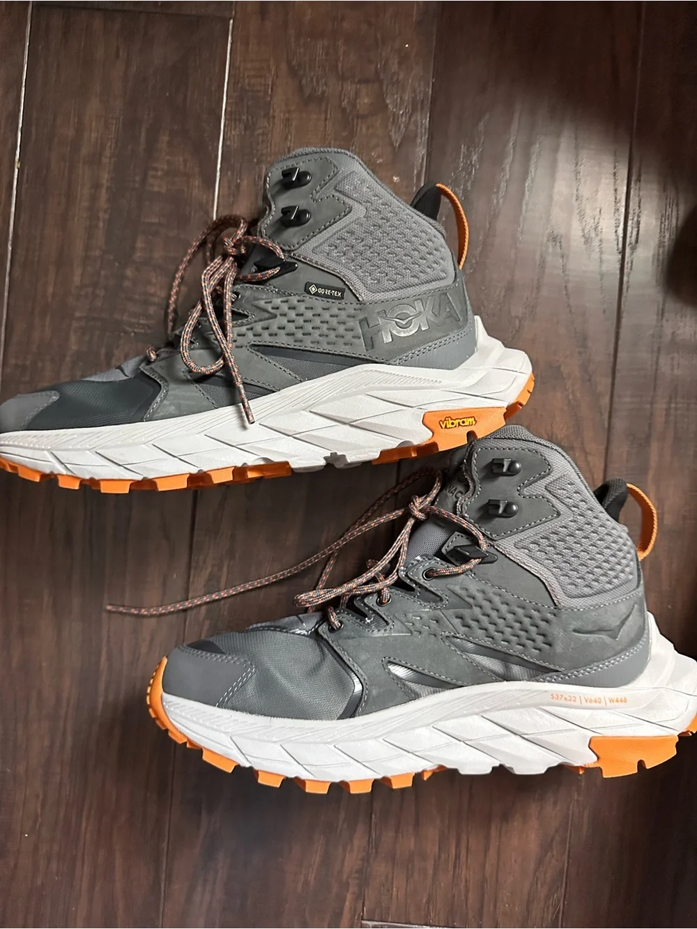 Hoka mid height