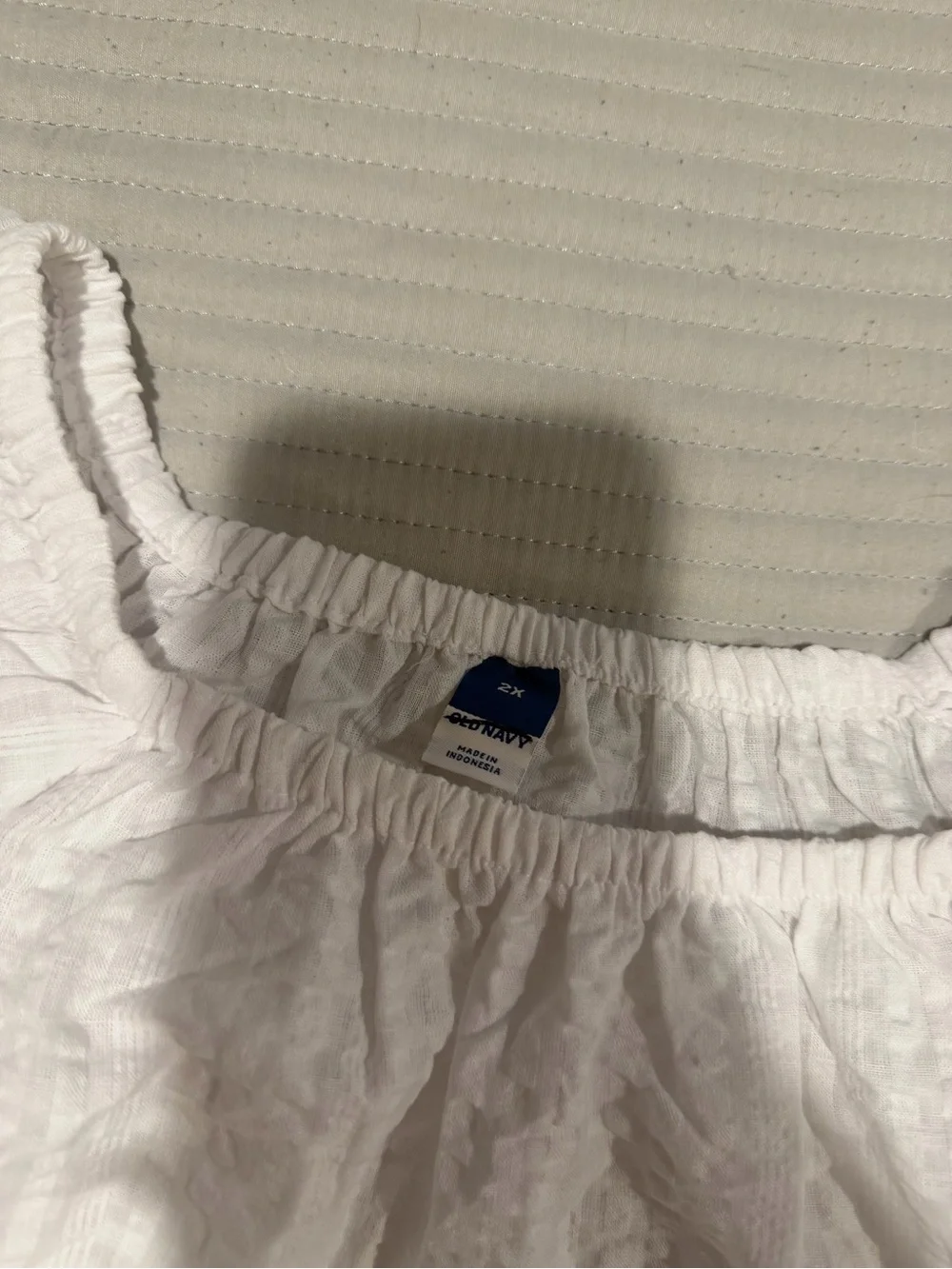 Old Navy lightweight white