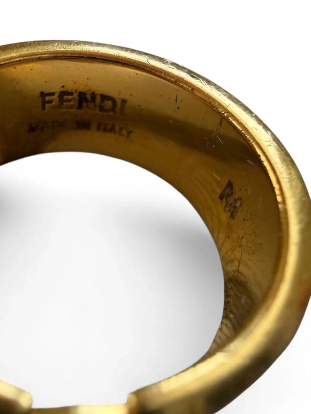 Fendi fendita gold