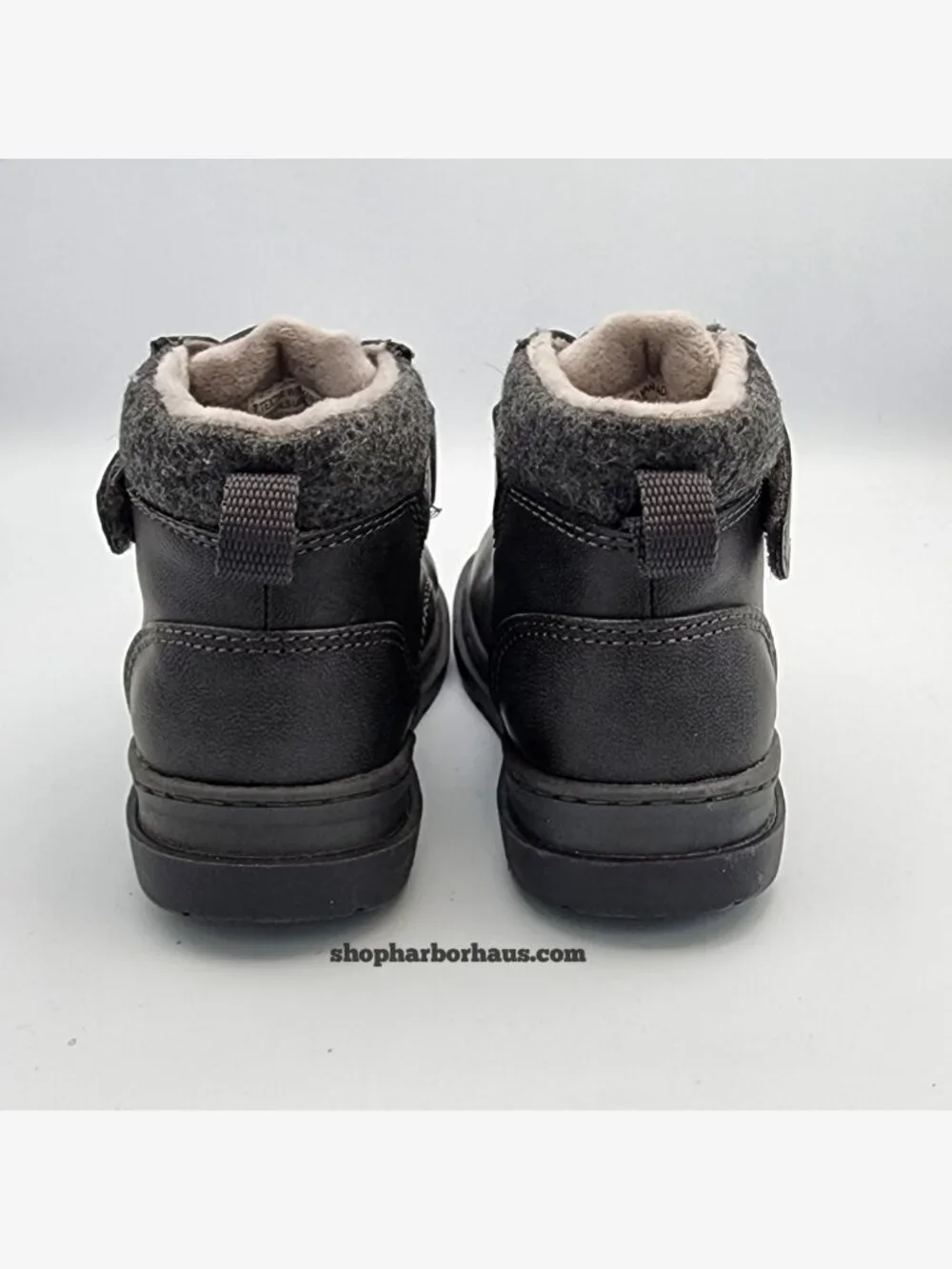 Cat & Jack item black
