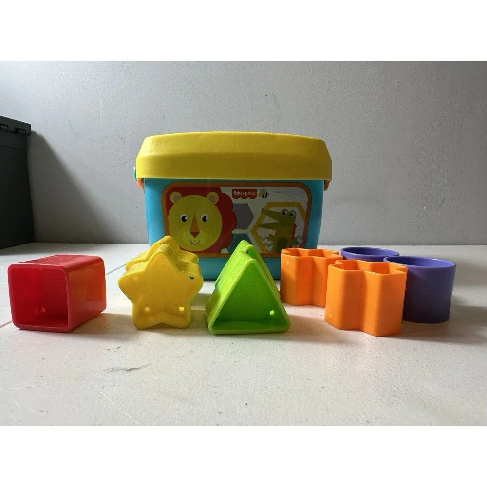 2017 Fisher-Price Mattel Block Shape Sorter Educational Storage Bucket 9 Shapes