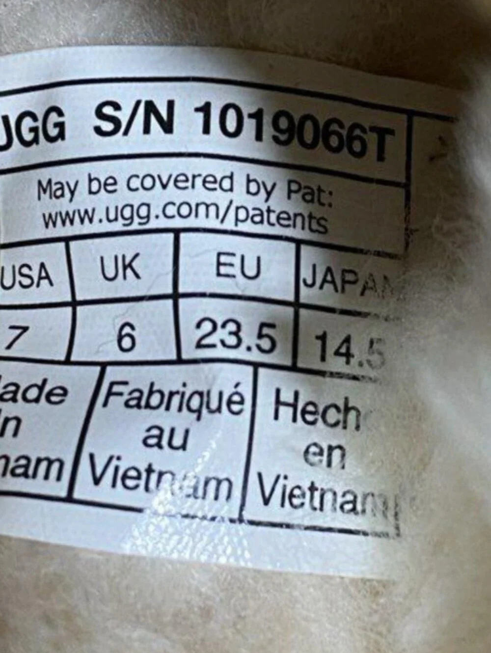 UGG classic slip