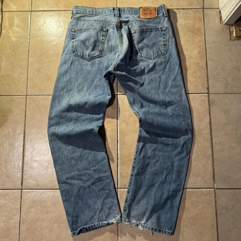Vintage y2k 2000s levis 501 denim jeans Size 34 In mens