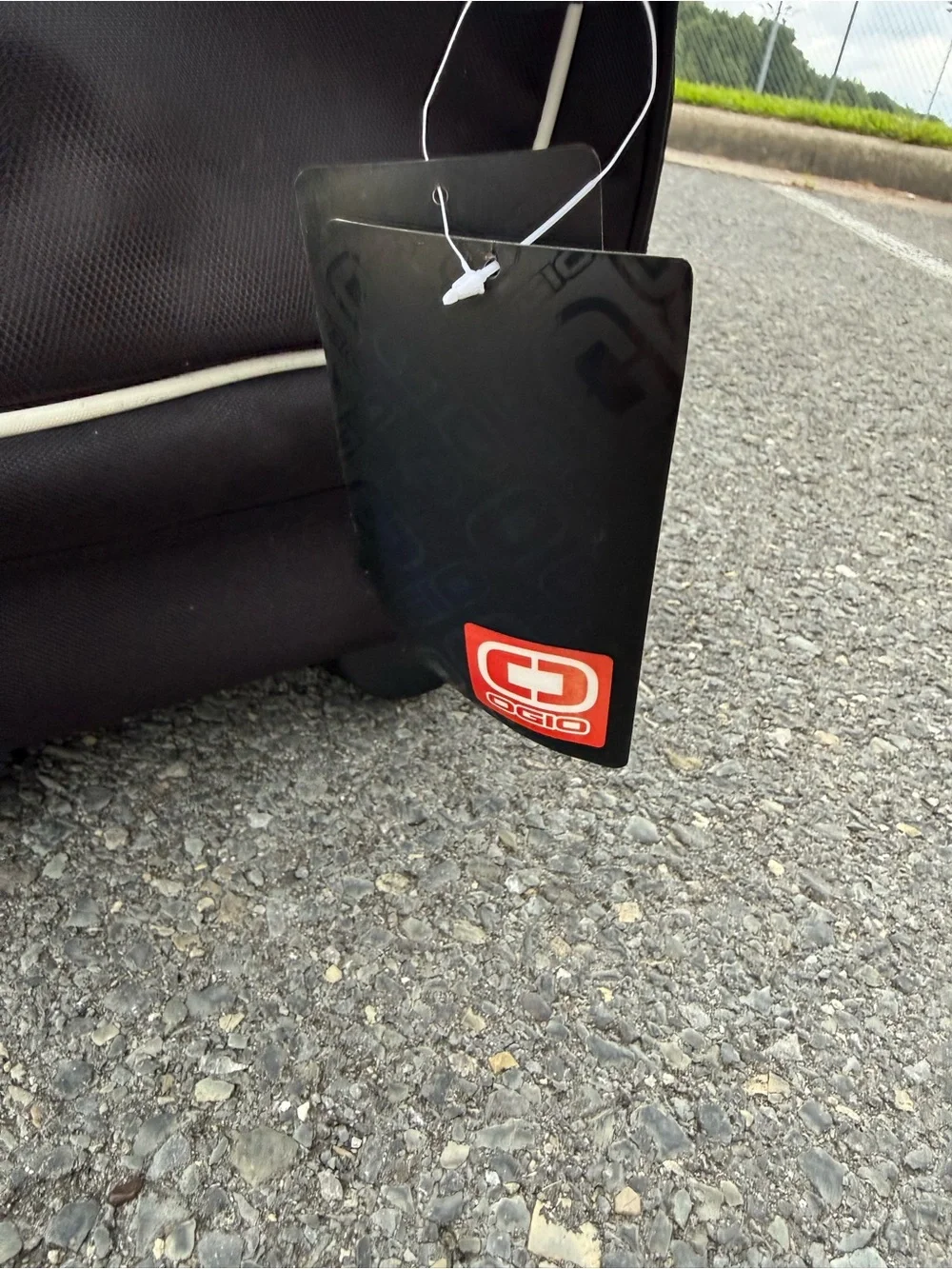 OGIO puller rolling