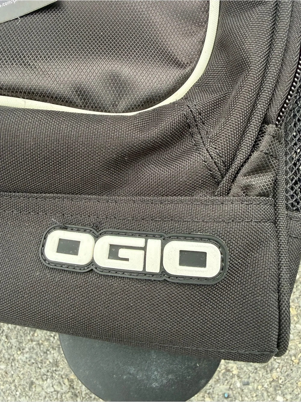 OGIO puller rolling