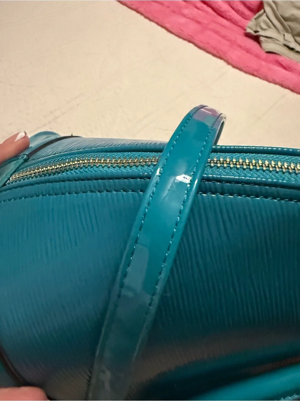 N/A sleek teal