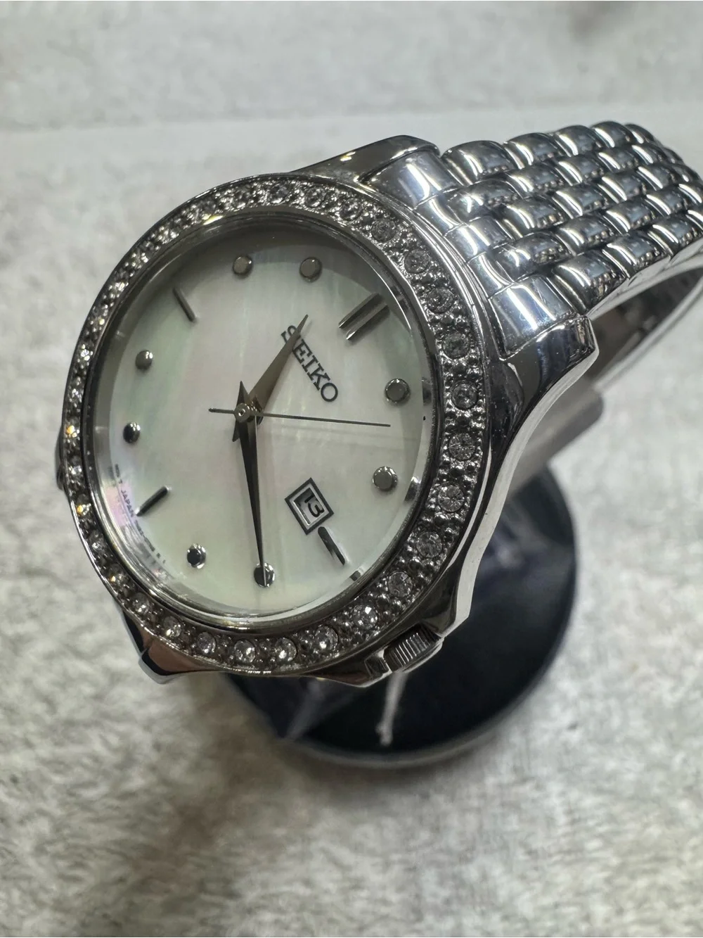 Seiko elegant watch