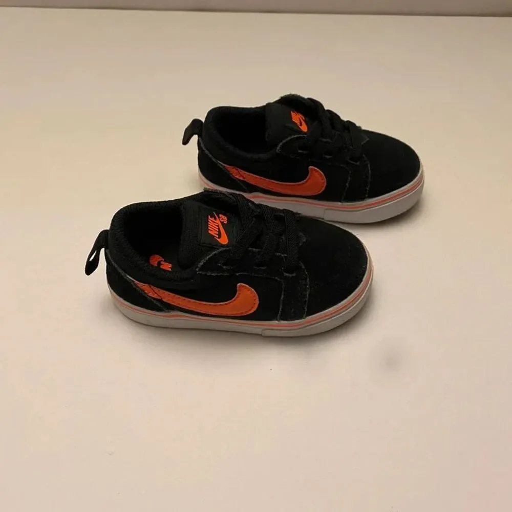 Nike SB satire II (TD) Size 5C. EUC