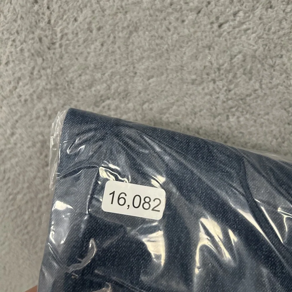 Levis zoe warehouse