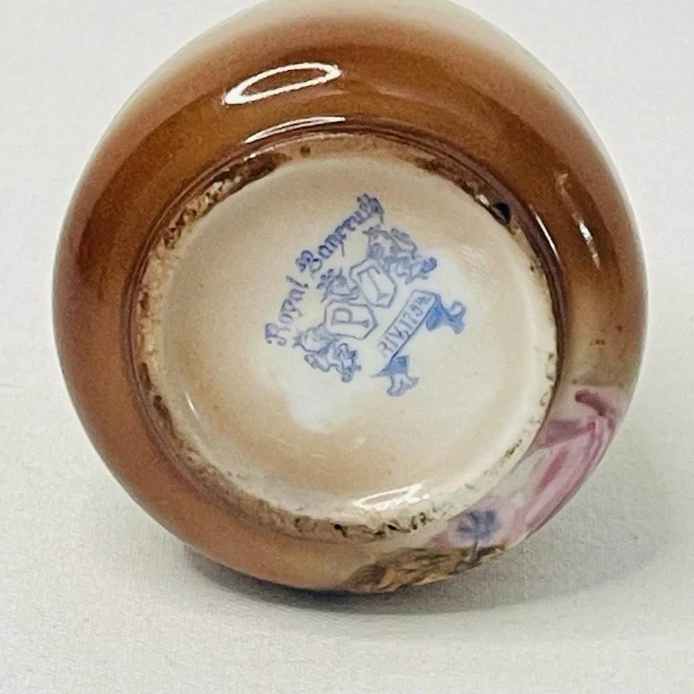 Royal Bayreuth product vintage