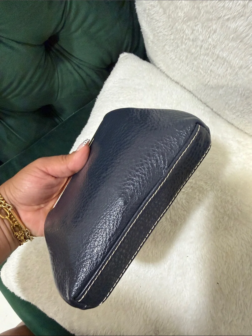 Dooney & Bourke classic leather