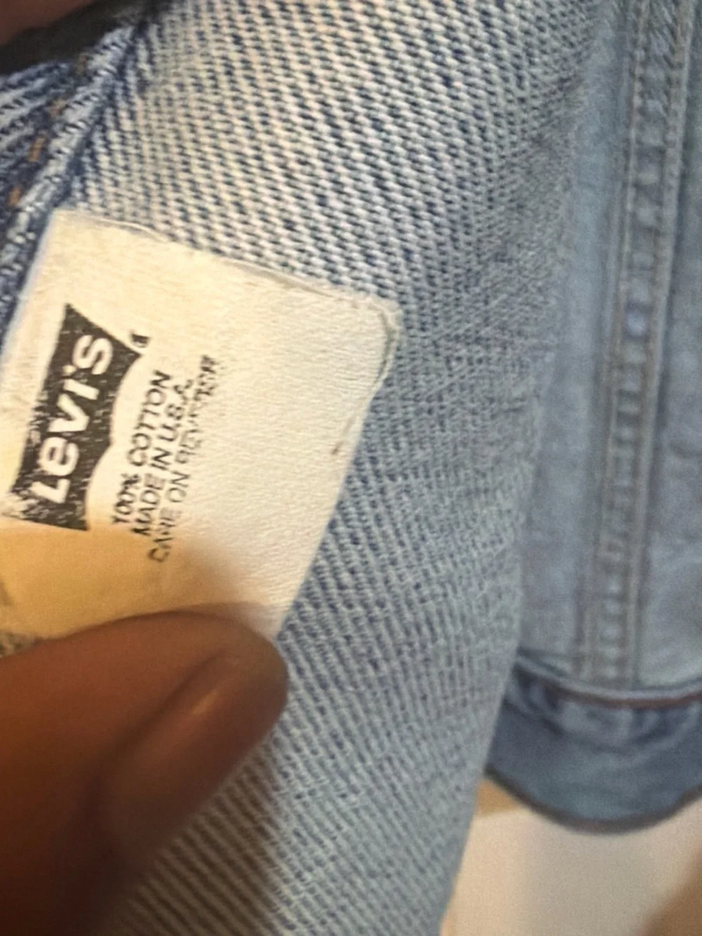 Levis questions leave