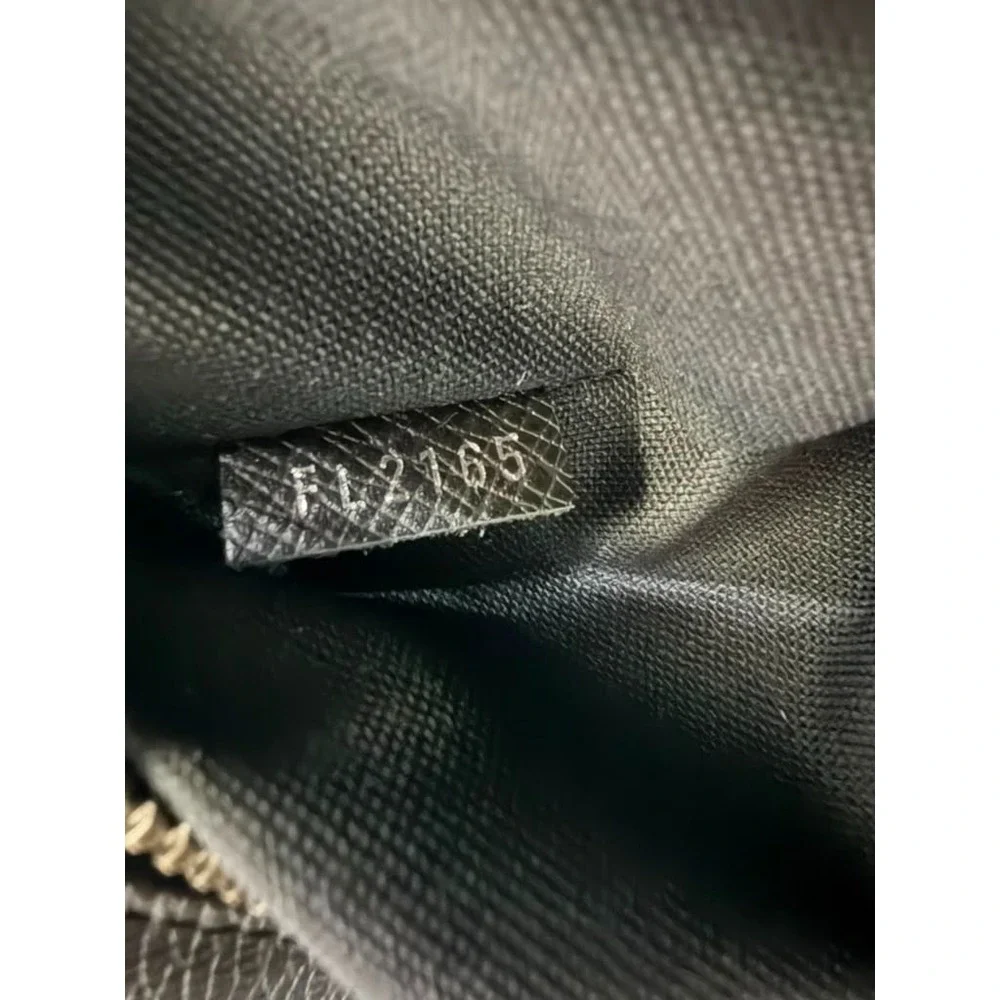Louis Vuitton pre owned
