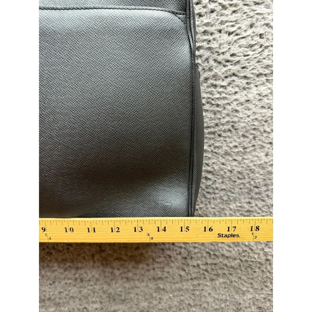 Louis Vuitton pre owned