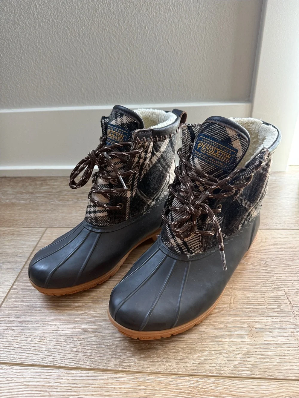 Pendleton duck style