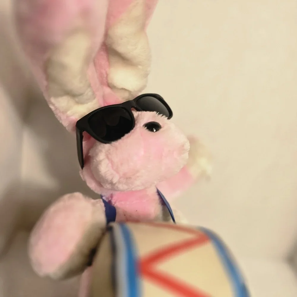 Vintage 1996 Energizer Bunny Plush Eveready Battery Promo – Drum &‎ Shades