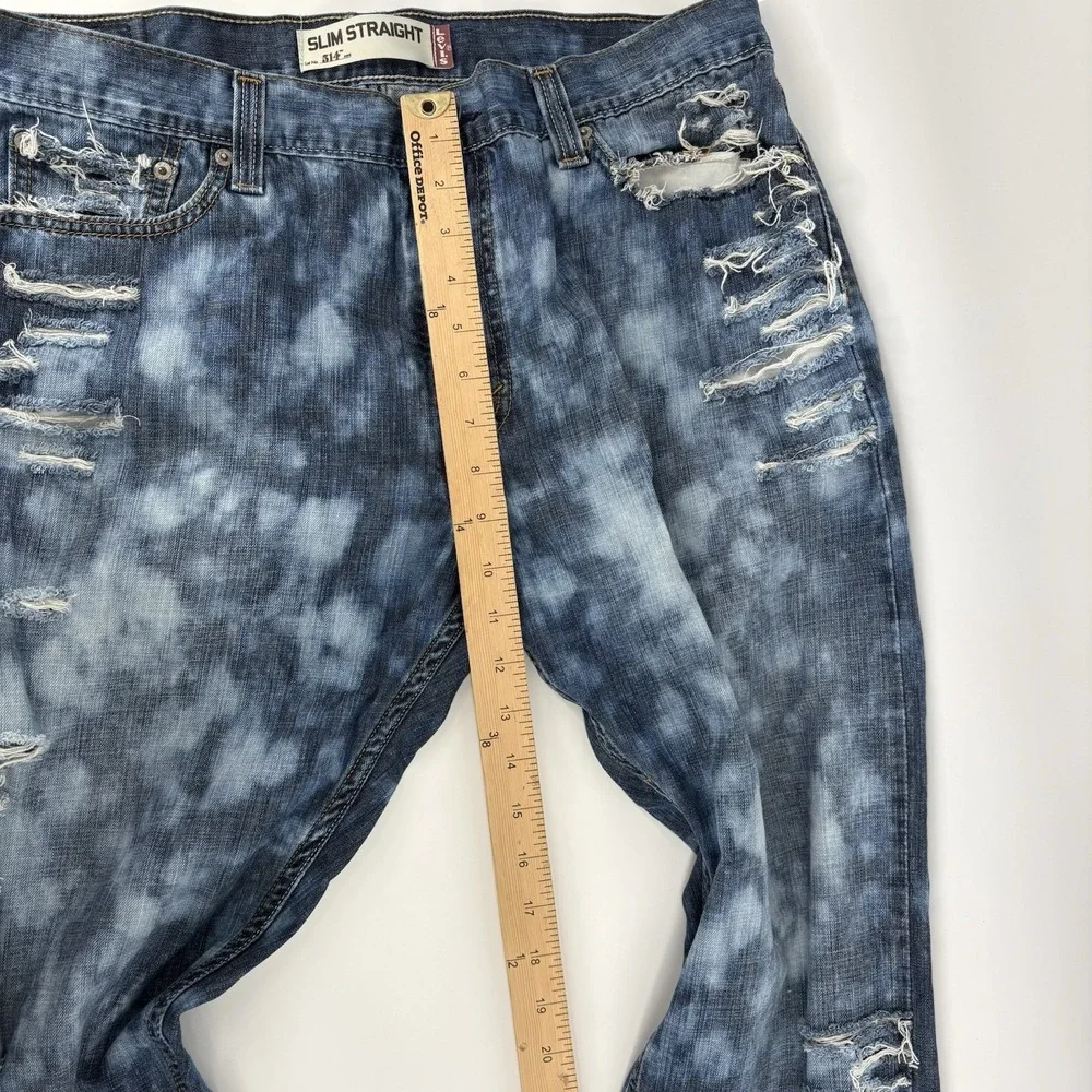 Levis these levi