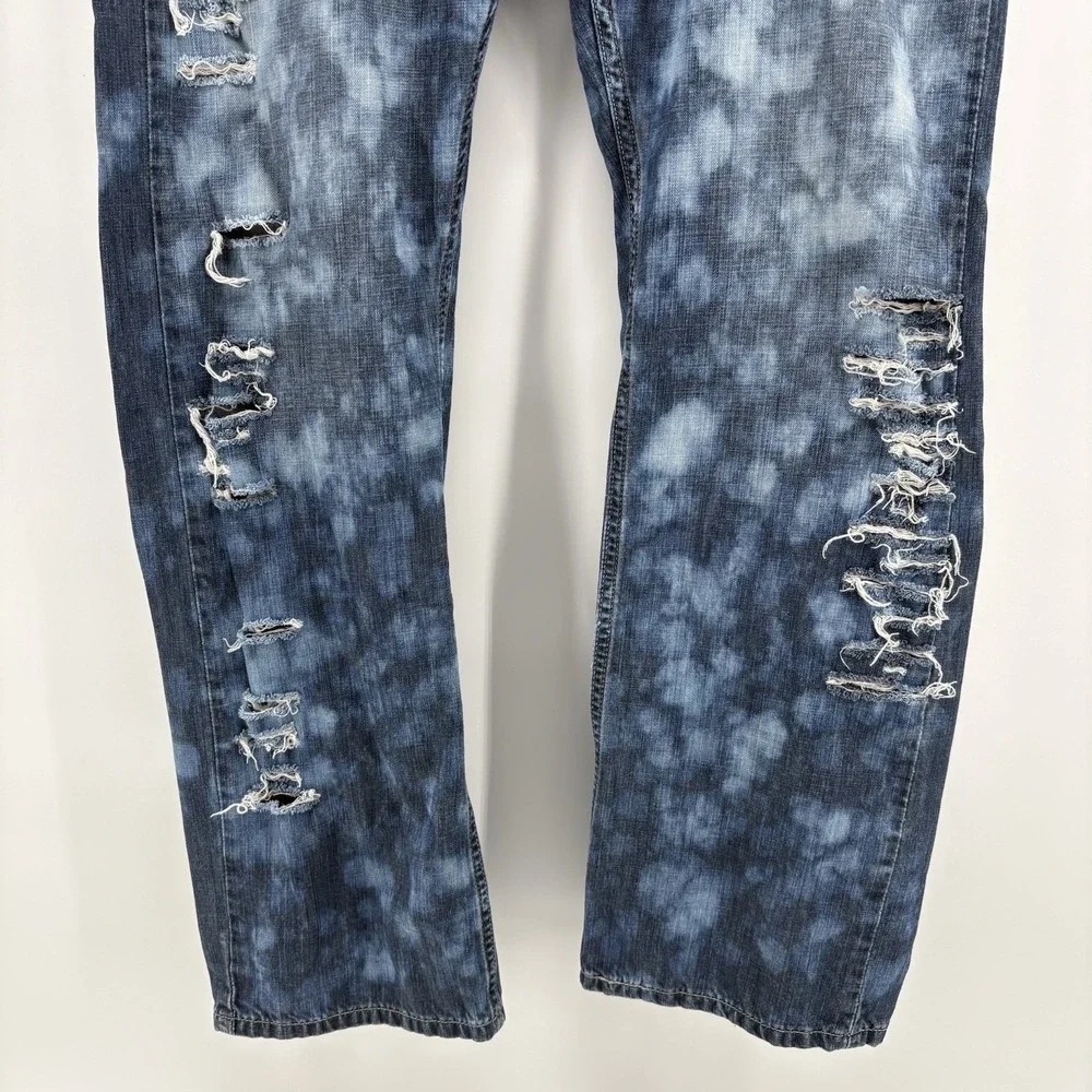 Levis these levi
