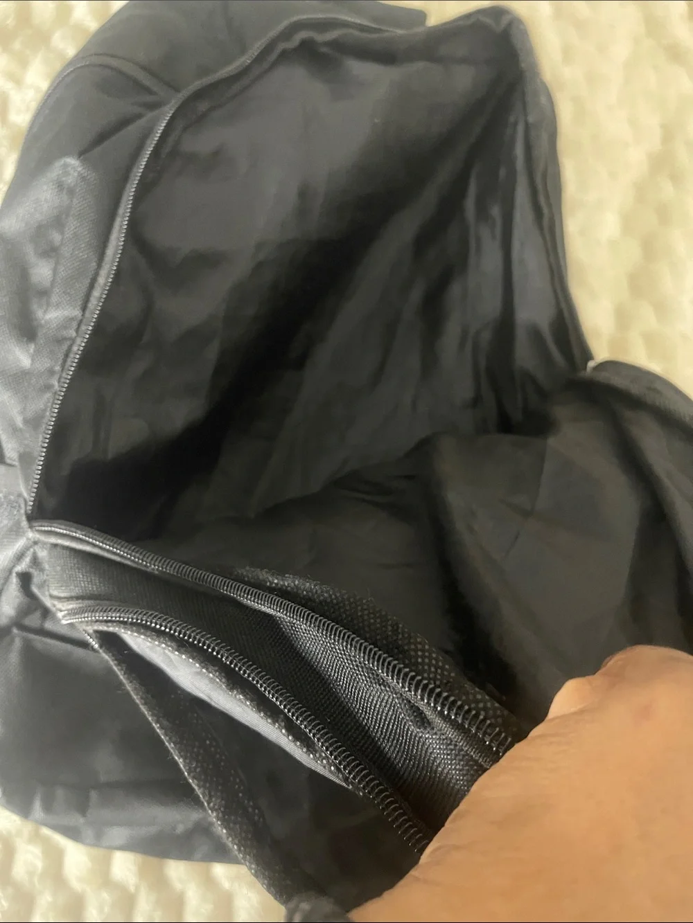N/A sleek black