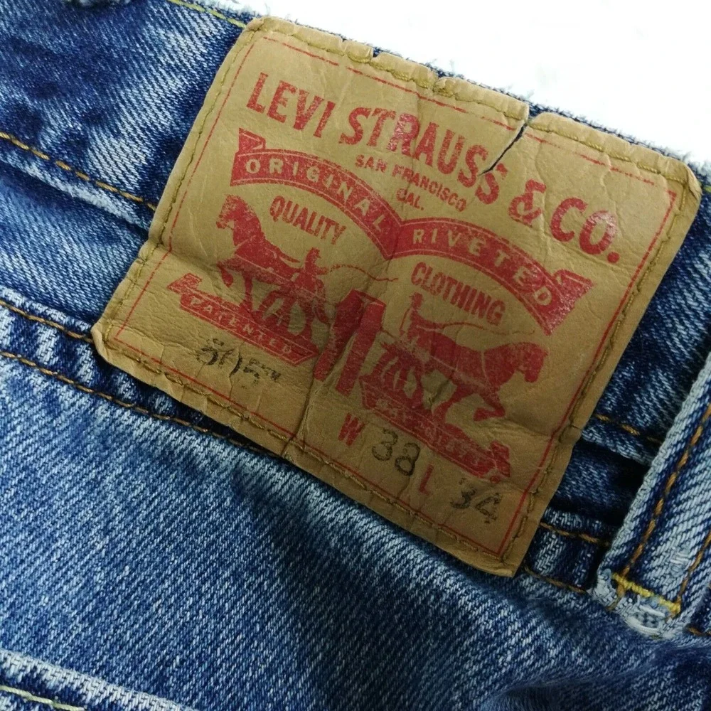 Levis levi mens
