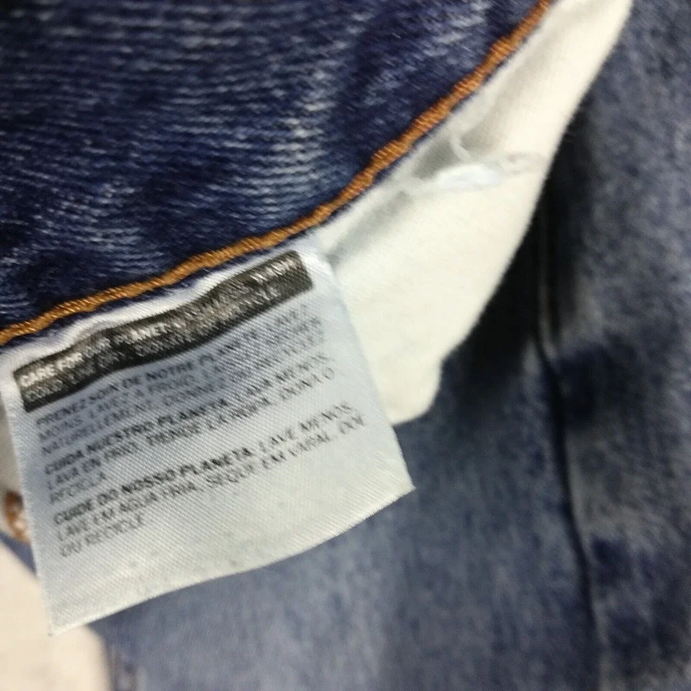 Levis levi mens