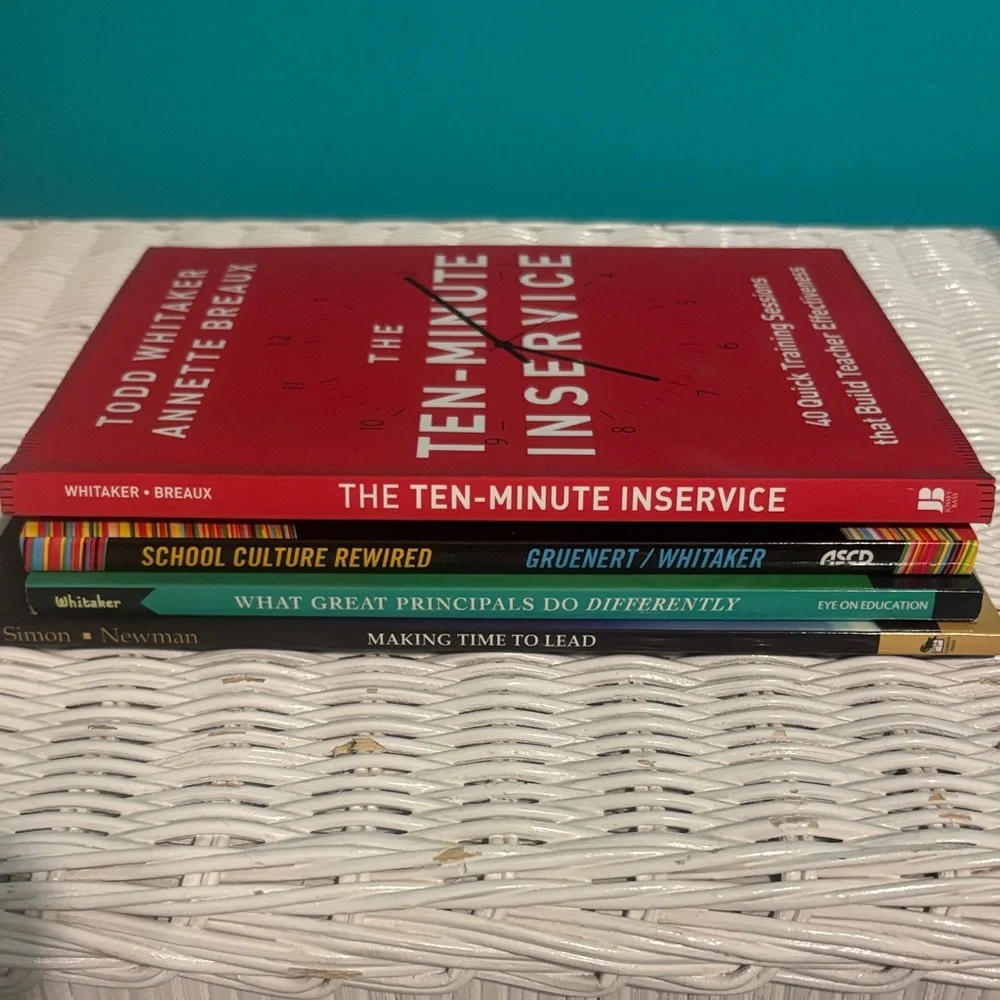 School Leader/ Principal Book Set