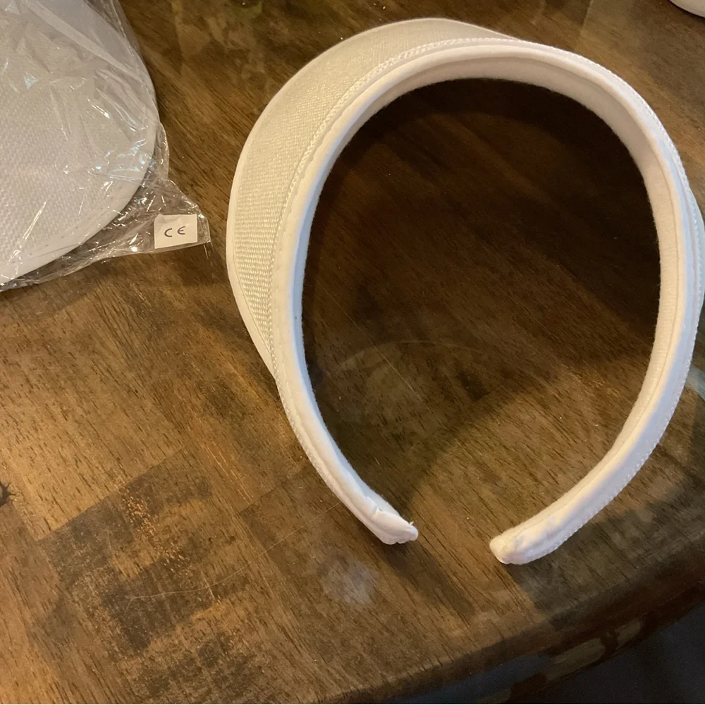 N/A lightweight white