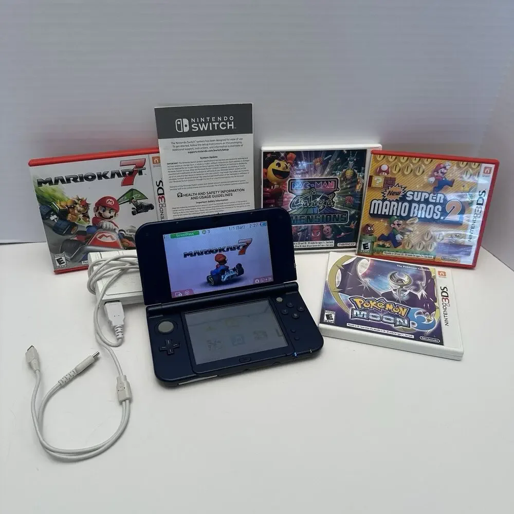 Nintendo New 3DS XL Purple Galaxy Edition - Charger, Stylus, Manual & 4 Games