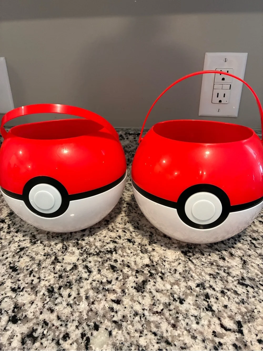 Pokémon Poké Ball Halloween Trick-or-Treat Buckets – Set of 2
