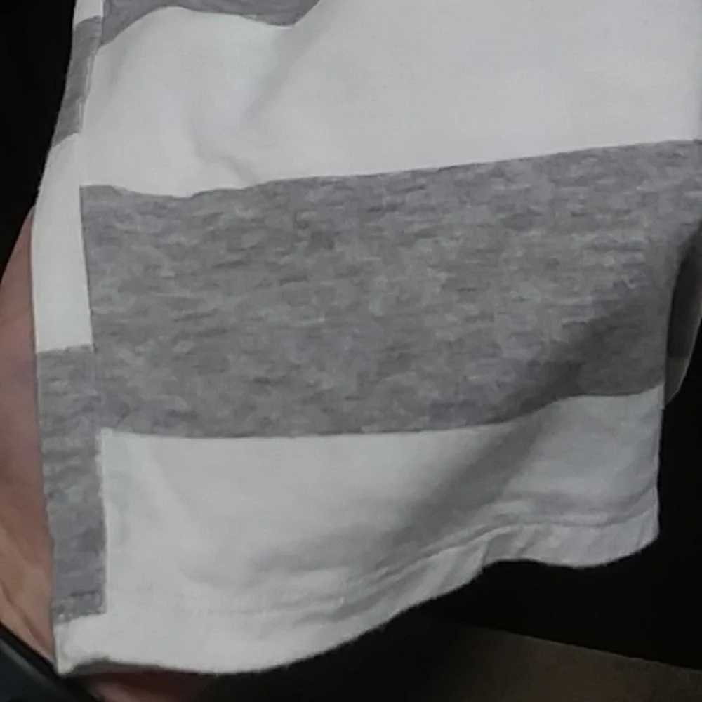 abercrombie kids white gray