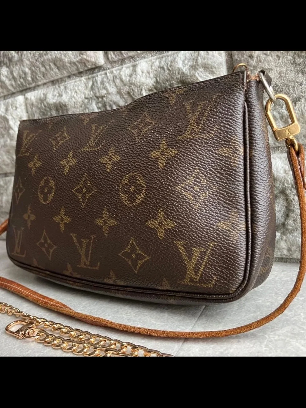 Louis Vuitton Monogram Shoulder Bag in Brown and Gold
