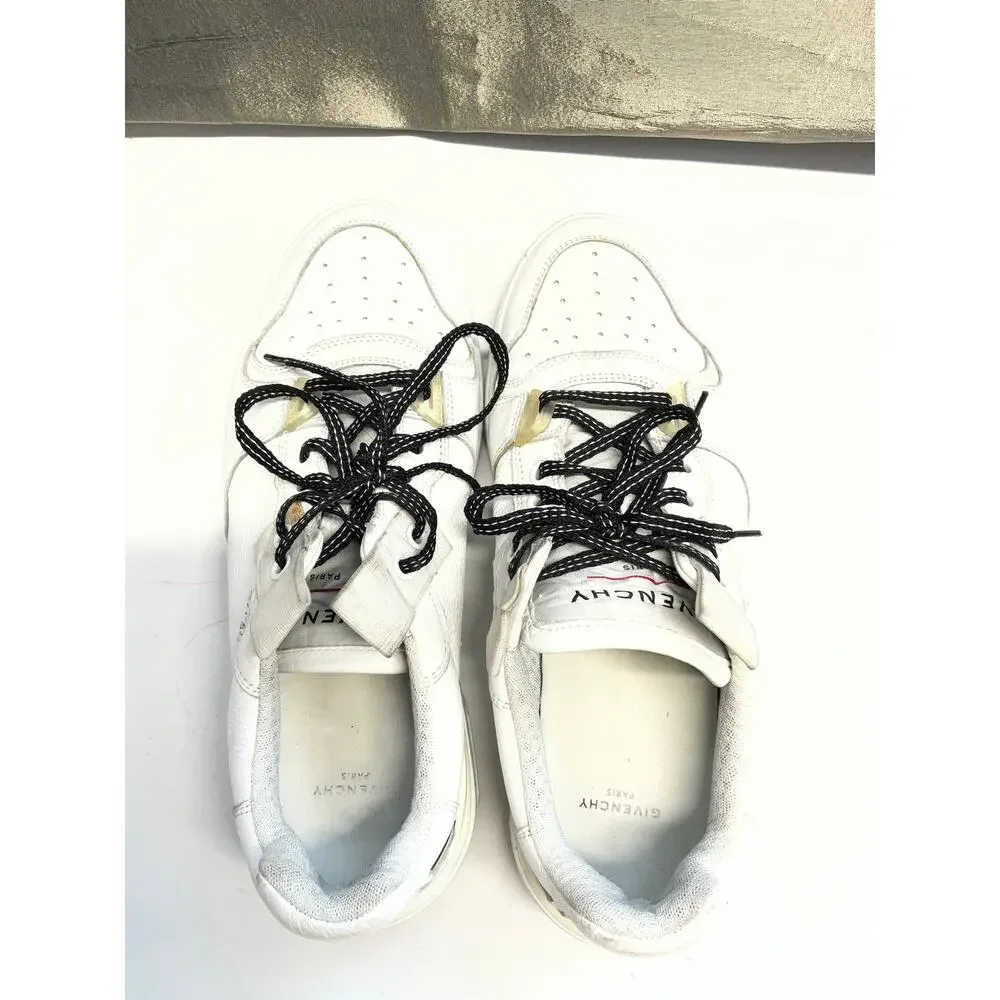 Givenchy size 40