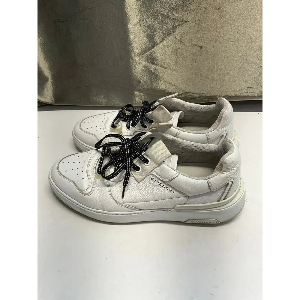 Givenchy size 40